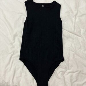 Aura Black Ribbed Sleeveless Bodysuit M/L – High Neck Snap Closure
